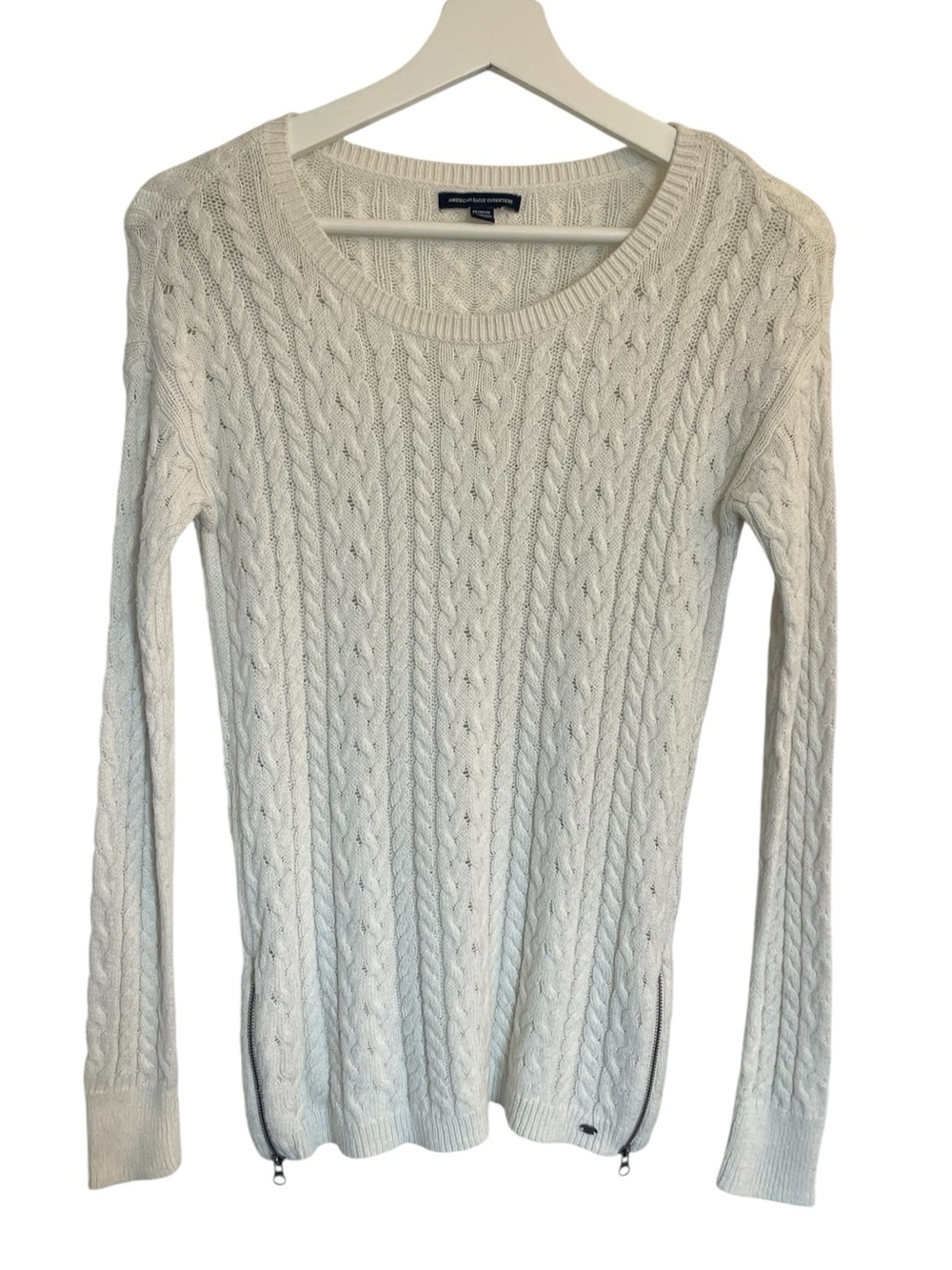 American Eagle Outfitters Sweater